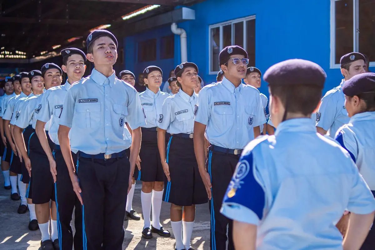 Escolas Cívico-Militares e a Melhoria na Educação Brasileira